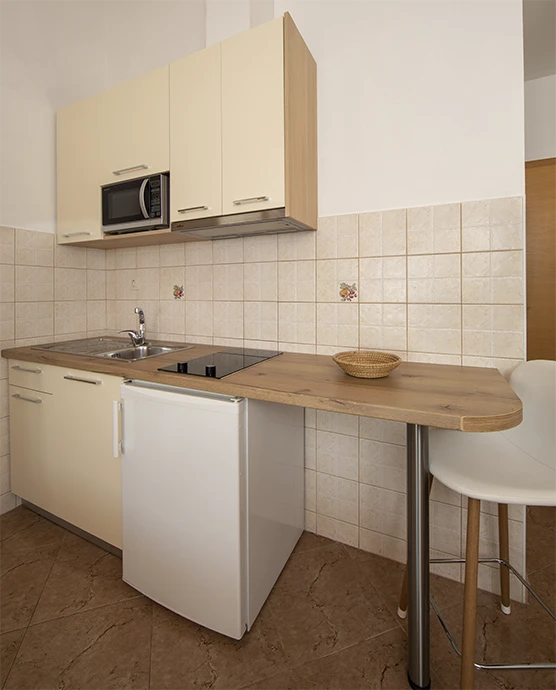apartments Kamena, Tučepi - kitchen