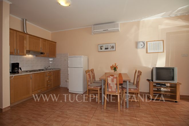 Apartments Pandža, Tučepi - dining room