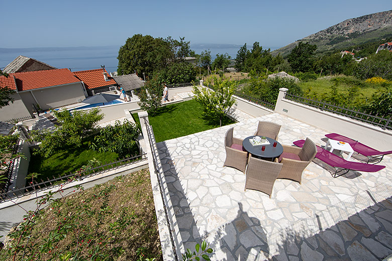 Villa Albina Tučepi - garden panorama