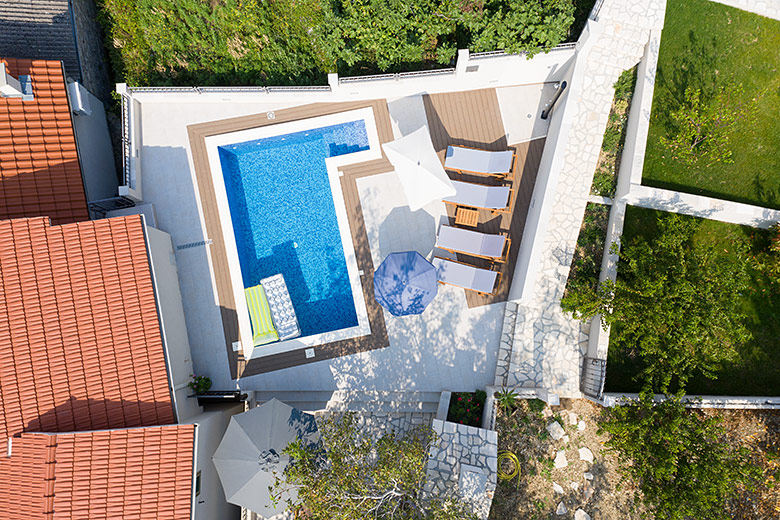 Villa Albina Tučepi - aerial view