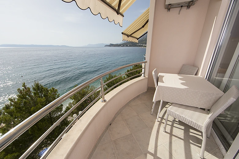 balcony with sea view