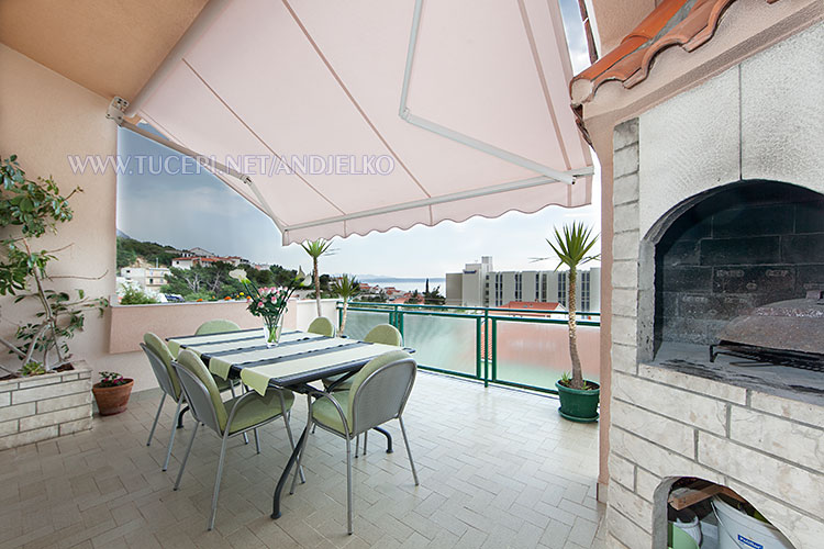 Apartments Anđelko, Tučepi - balcony with sea view