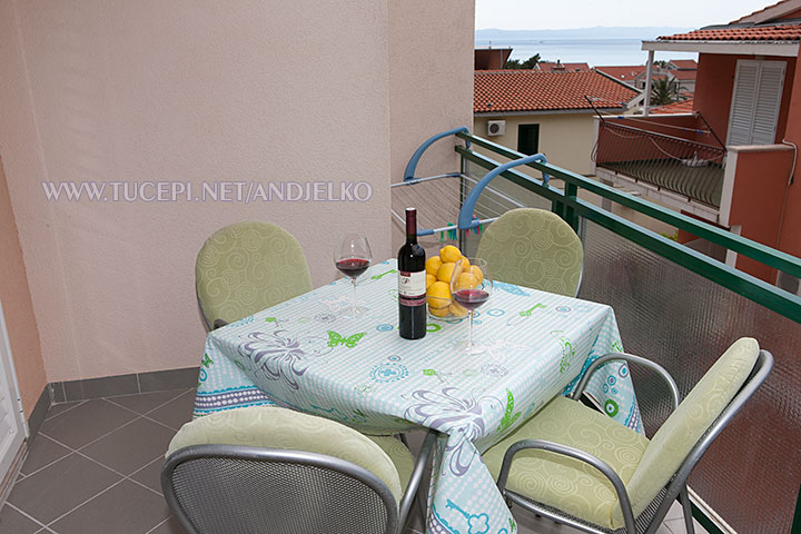 Apartments Anđelko, Tučepi - balcony with sea view