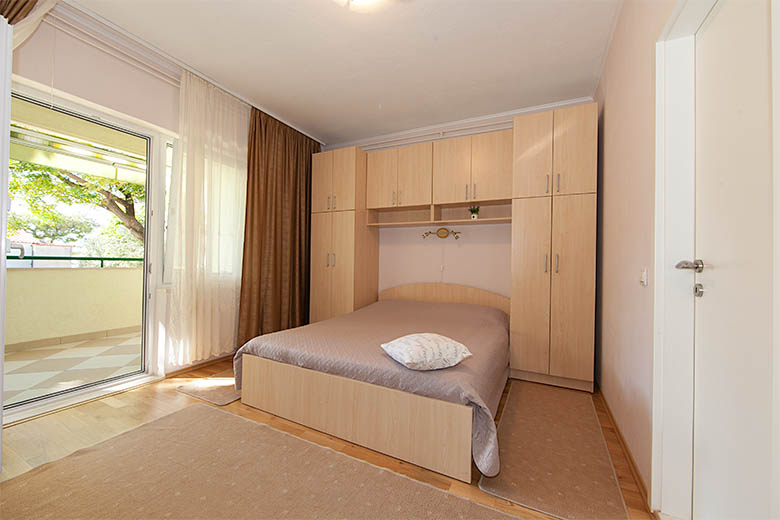 Apartments Villa Anka, Tučepi - bedroom