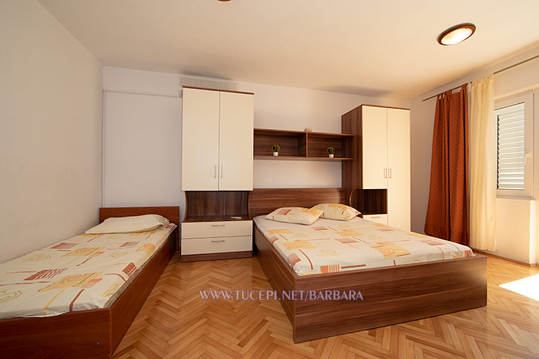 Apartments Barbara, Tučepi - bedroom