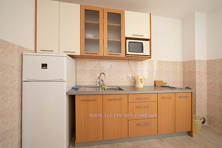 Apartments Barbara, Tučepi - kitchen