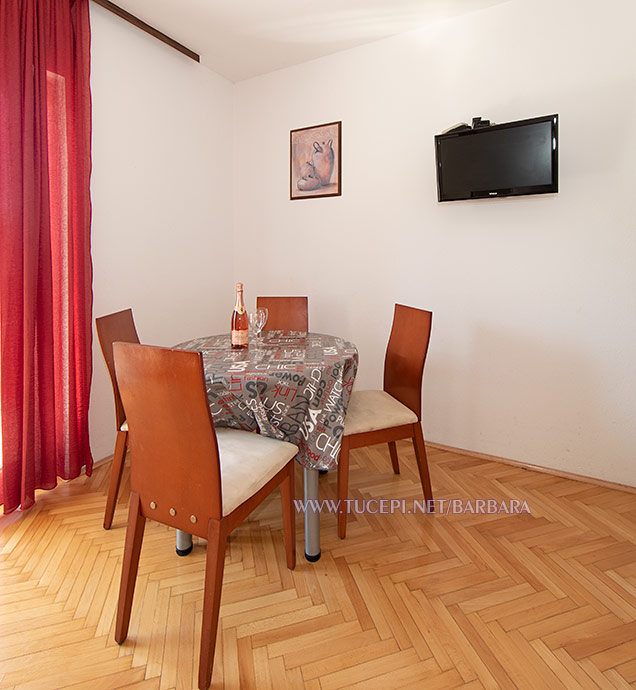 Apartments Barbara, Tučepi - dining room