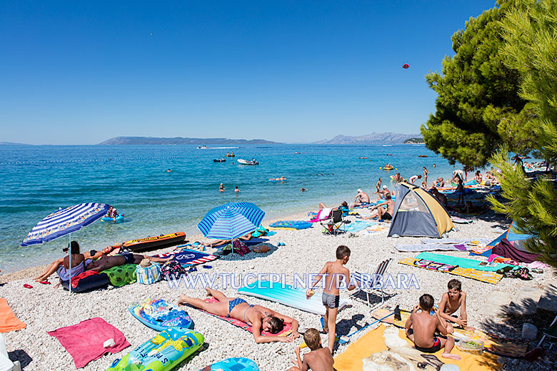 Beach Kamena, Tučepi - summer day