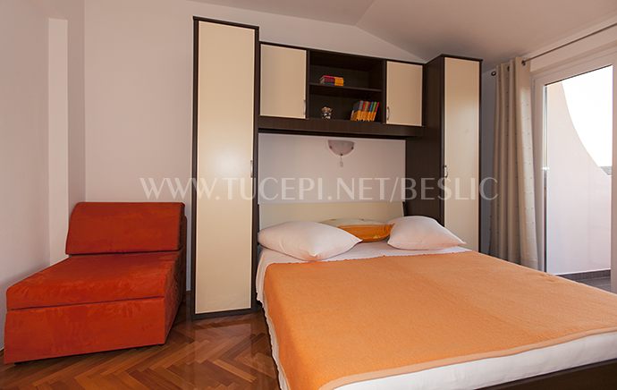 Apartments Bešlić, Tučepi - bedroom