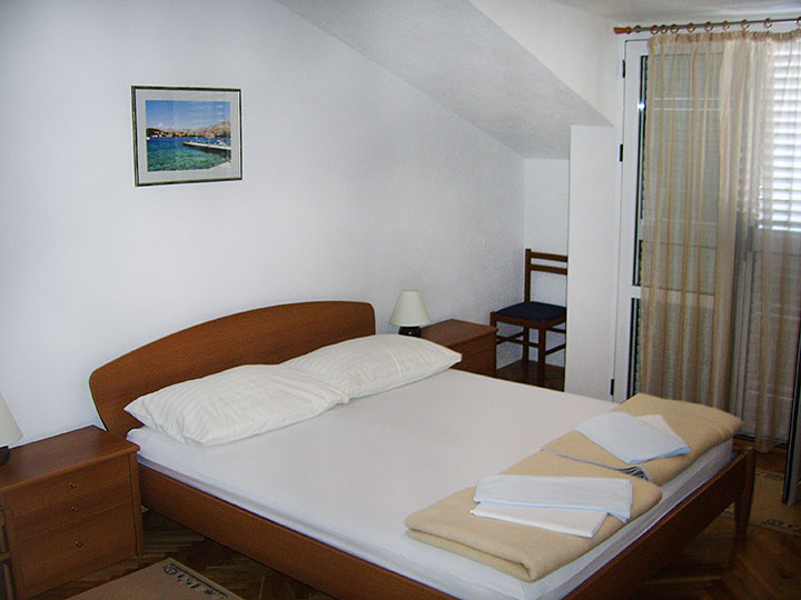 Pension Bili Dvor, Tuepi - bedroom