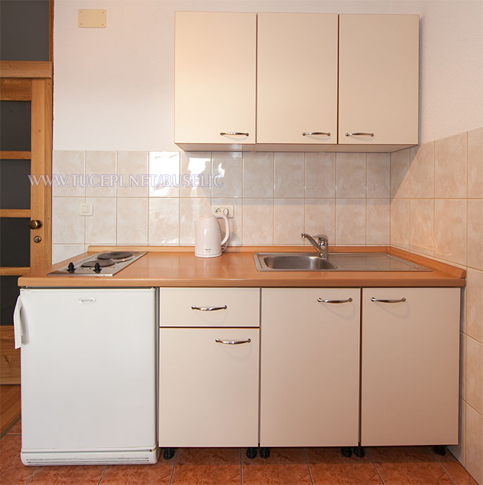 Apartments Bušelić, Tučepi - kitchen