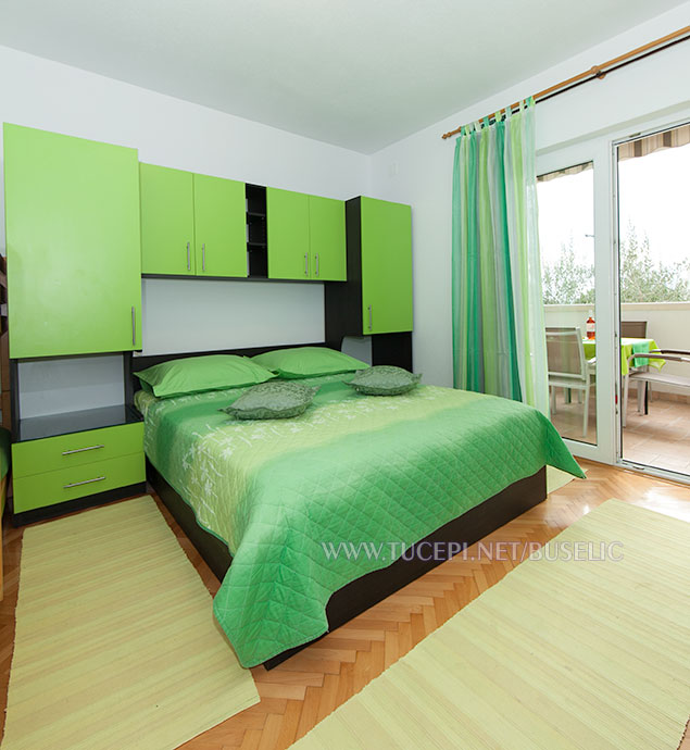 Apartments Bušelić, Tučepi - bedroom