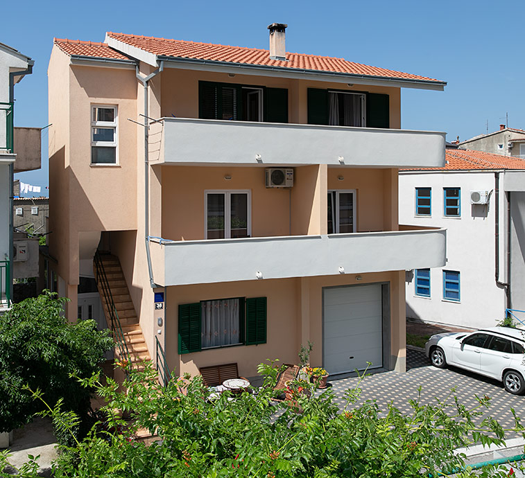 apartments DiVa, Tučepi - house