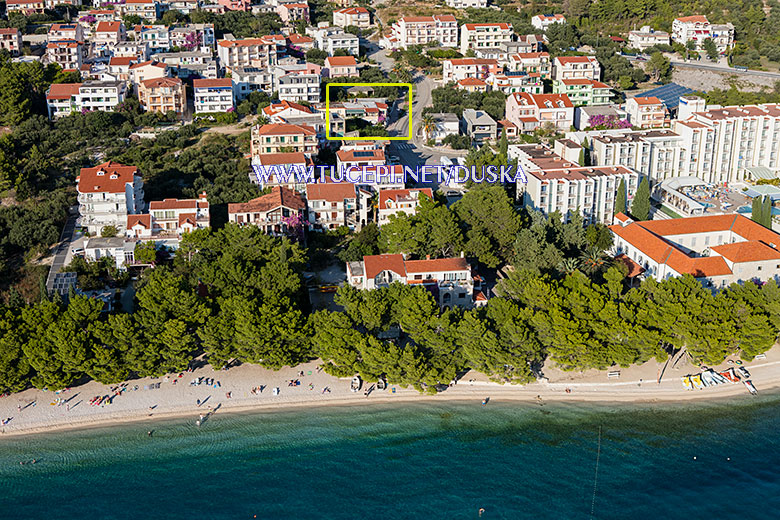 Apartments Duška, Tučepi - aerial view and position