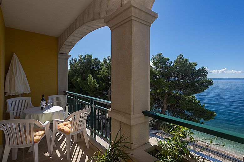 Apartments Ela, Tučepi - balcony