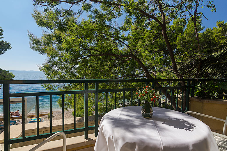 Apartments Ela, Tučepi - balcony