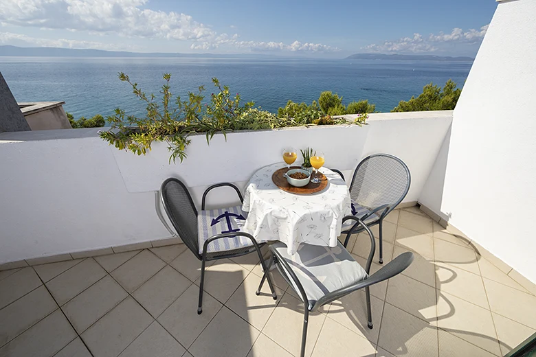 Apartments Golub - balcony with sea view