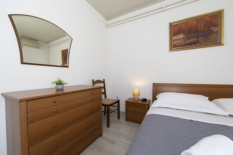 Apartments Golub, Tučepi - bedroom