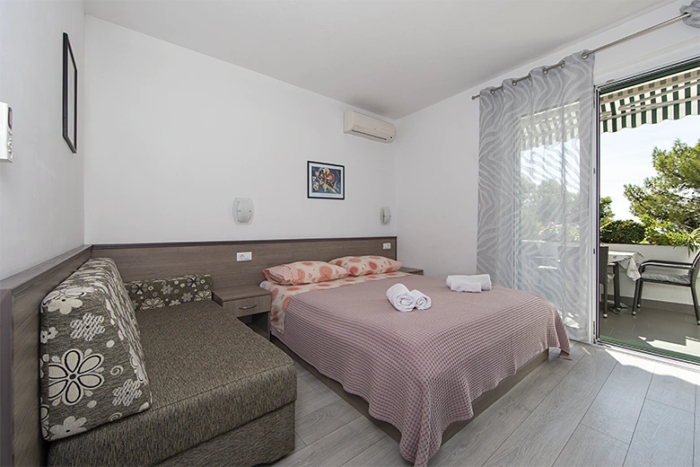 Apartments Golub, Tučepi - bedroom