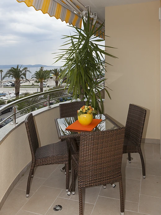 balcony with sea view, Balkon mit Meerblick - Villa GRGO, Tučepi