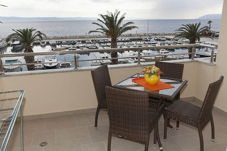 balcony with sea view, Balkon mit Merblick - Villa GRGO, Tučepi