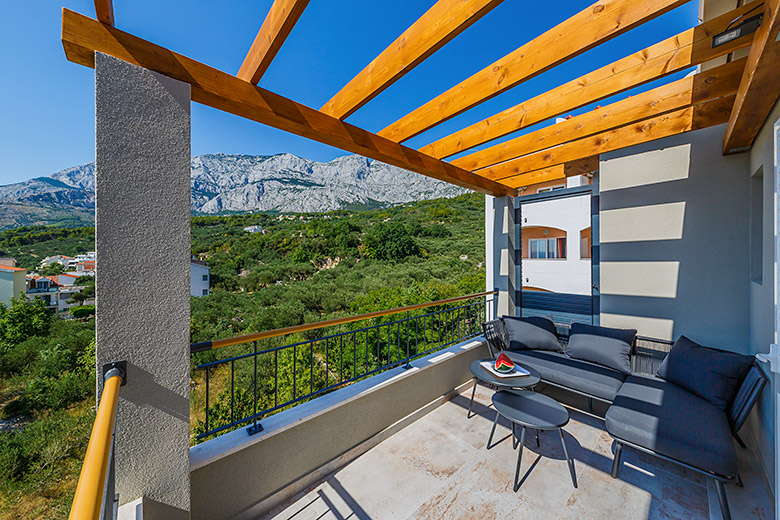 Apartments Gujinović, Tučepi - balcony