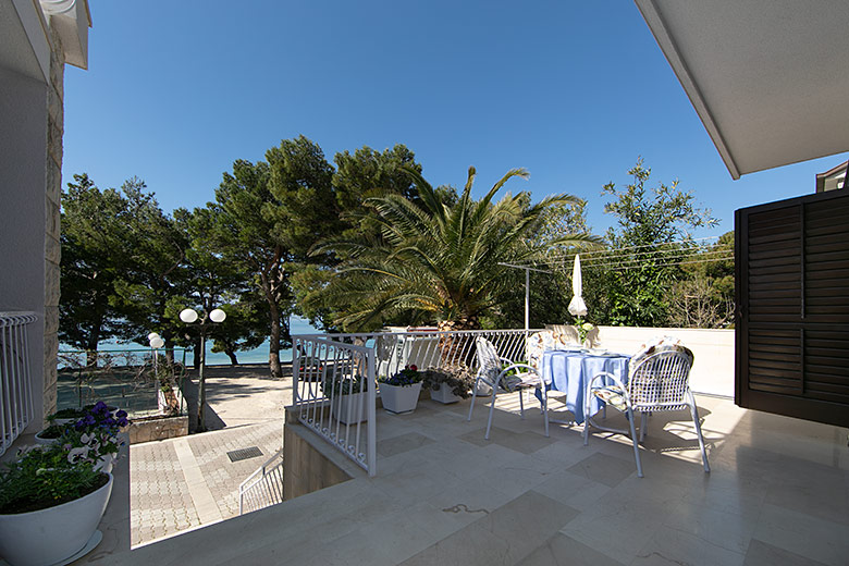 apartments Gusar, Tučepi - balcony