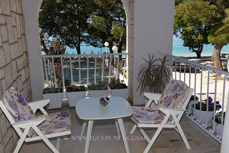 apartments Gusar, Tučepi - balcony