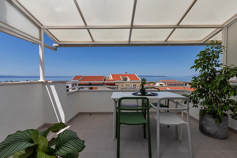 apartments Ivana, Tučepi - balcony with sea view