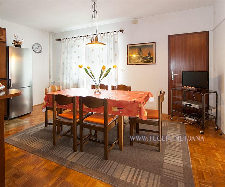 apartments Jana, Tučepi - dining room