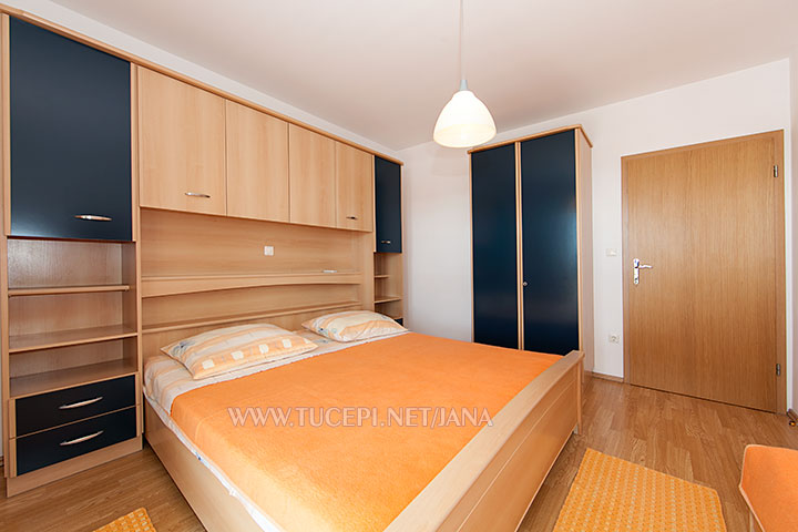 apartments Jana, Tučepi - bedroom