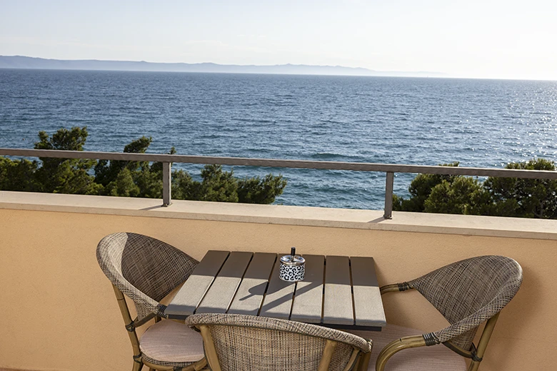 balcony with sea view - apartments Kamena, Tučepi