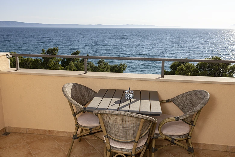 balcony with sea view - apartments Kamena, Tučepi