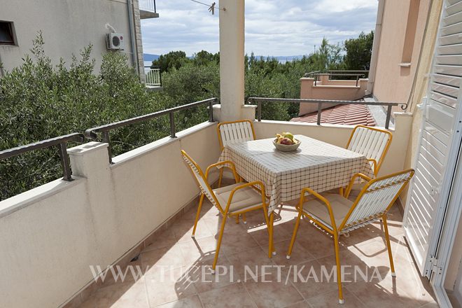 balcony with sea view - apartments Kamena, Tučepi