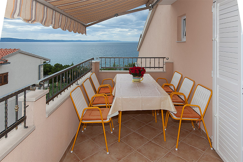 terrace with sea view - apartments Kamena, Tučepi