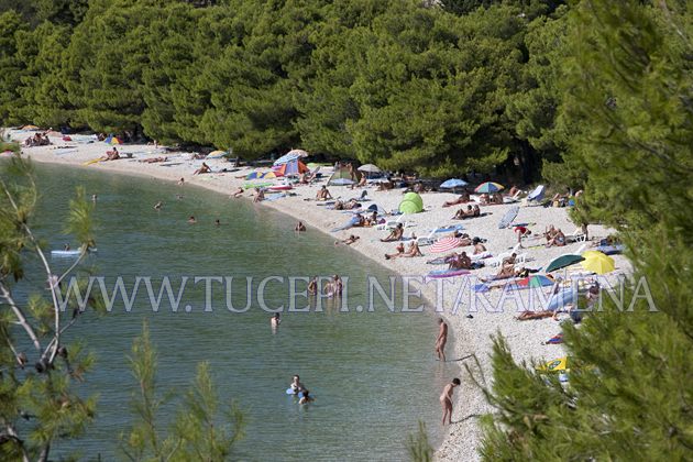 apartments Kamena,beach