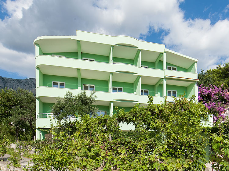 apartments Romano Čović, house