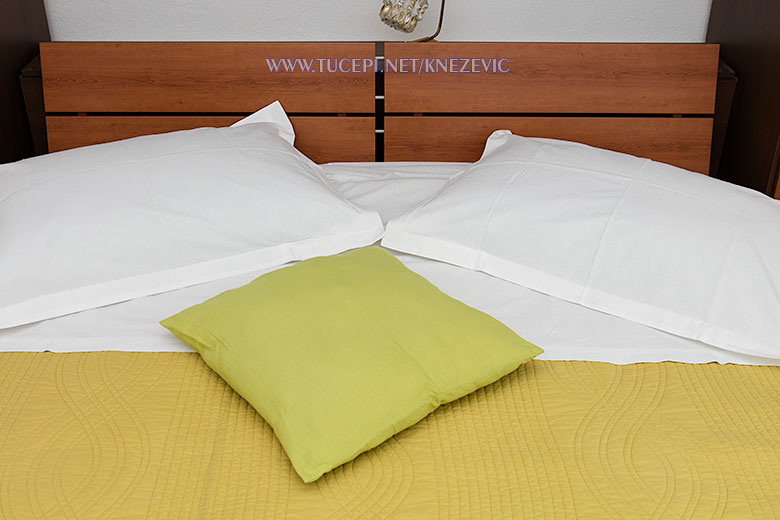 apartments Villa 750, Kneevi, Tuepi - bed linen