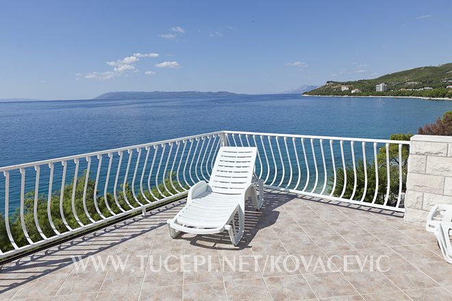 Apartments Kovačević, Tučepi - terrace with sea view