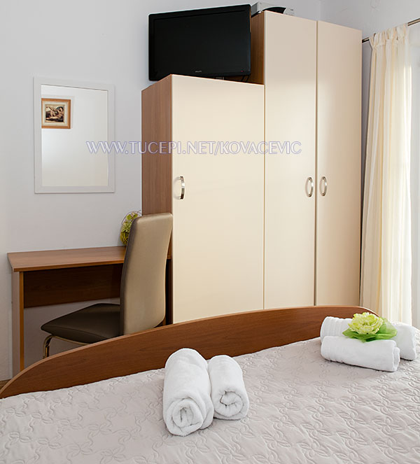 Apartments Kovačević, Tučepi - bedroom