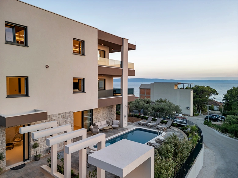 Villa Laluna Apartments, Tučepi - large swimming pool