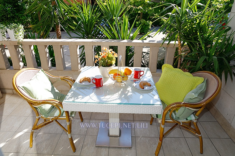 Apartments Villa Lili, Tučepi - balcony