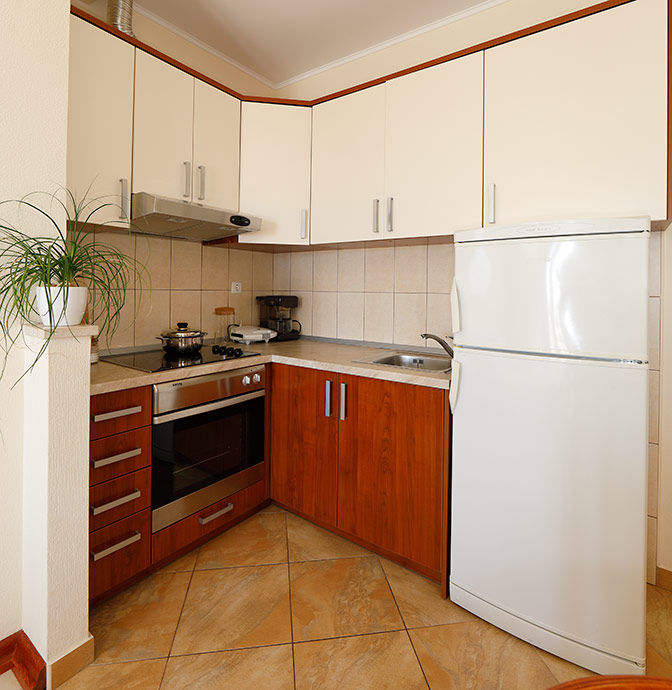 Apartments Villa Lili, Tučepi - kitchen