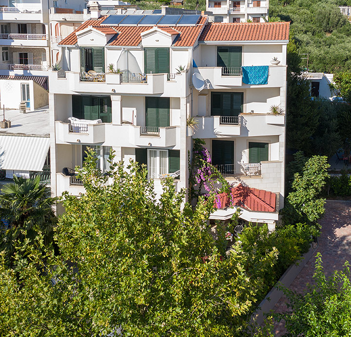 Villa Lili, Tučepi, house - aerial view