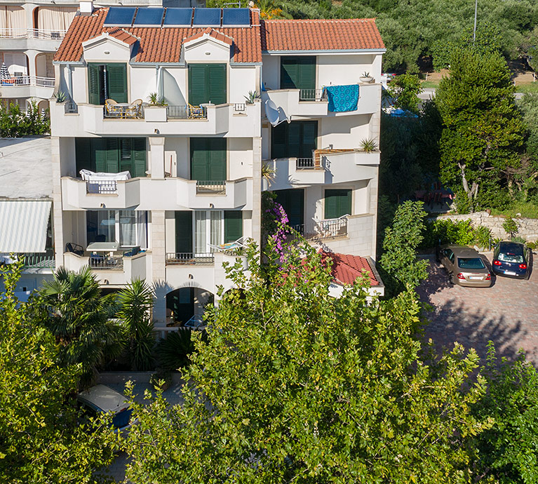 Villa Lili, Tučepi, house - aerial view