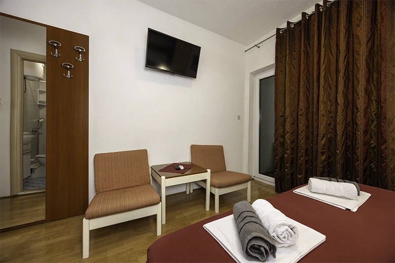 Apartments Love, Tučepi - bedroom