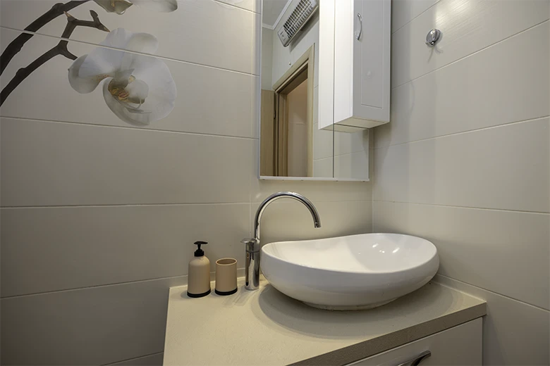 Apartments Love, Tučepi - bathroom