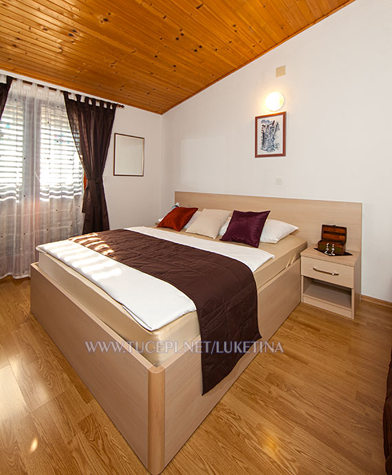 Apartments Luketina, Tučepi - bedroom