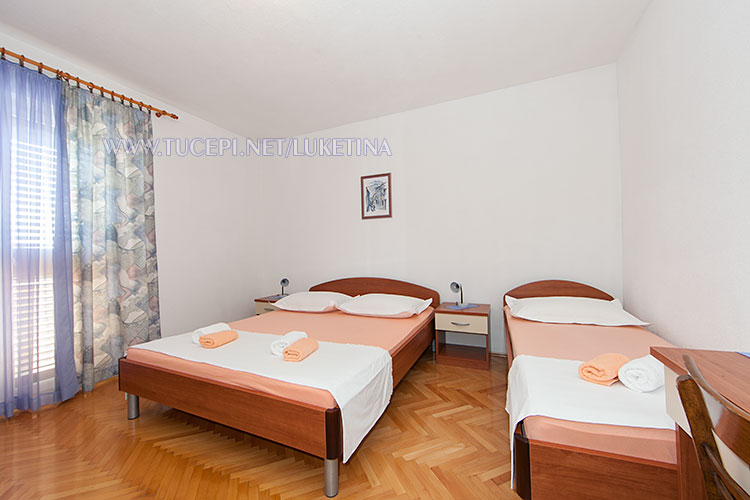 Apartments Luketina, Tučepi - bedroom