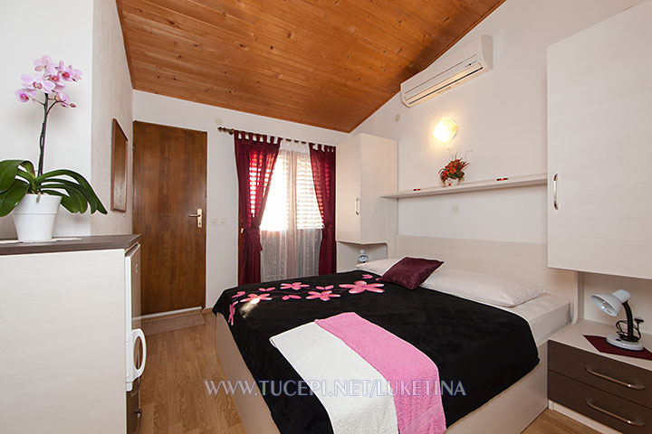 Apartments Luketina, Tučepi - bedroom